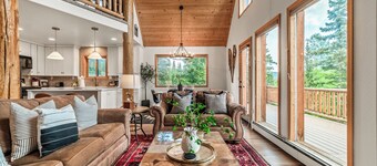 Luxury Home w/Hot Tub and Epic Views less than 21 mi to Breck - Placer Valley Vista