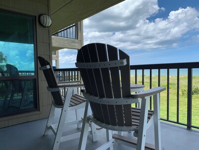 Direct Oceanfront Seaside Retreat Close to Vilano.  St Augustine,  Amazing Views