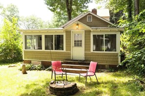 Exterior - Quaint Cobbetts Pond Cottage with Pond Views (Windham)