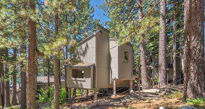 Quaint Donner Lake Condo