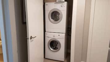City Condo, 1 Queen Bed, Kitchen | Laundry