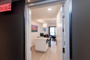 Interior - Boutique Condo Downtown MTL (Montréal)