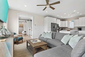 TV, offices - Family-Friendly Home with Rooftop Lounge (Inlet Beach)