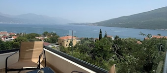 Luxurious apartment with sea view in the Bay of Kotor