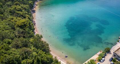 Beachside House Lara, Omišalj, Croatia