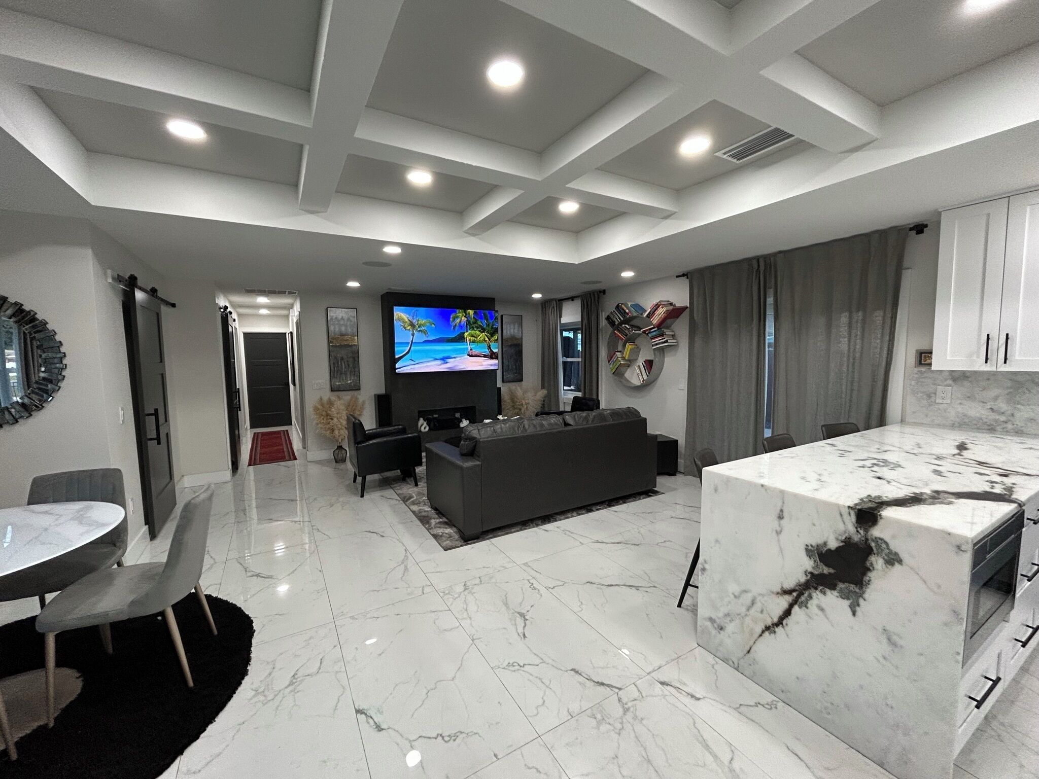 Modern escape in Tampa 