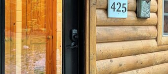New! Cute 2-bedroom cottage in quaint Northport
