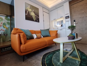 Superior Studio, 1 Double Bed, Ocean View | Living area