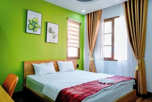 Phòng đôi Superior, quang cảnh thành phố | Két bảo mật tại phòng, bàn, khu vực làm việc phù hợp cho laptop