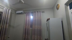 Interior - The Best Travelling Zanzibar Apartment (Zanzibar)