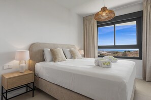 2 slaapkamers, een kluis op de kamer, een strijkplank/strijkijzer