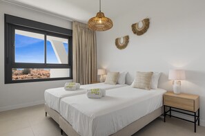 2 slaapkamers, een kluis op de kamer, een strijkplank/strijkijzer
