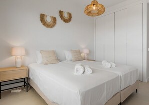 Room - Sea & Mountain View Apt w/Pool, Gym in Mijas (La Cala de Mijas)