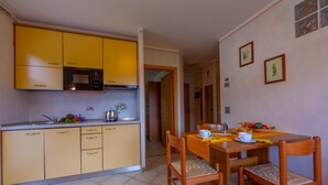 Unclassified image, 4 of 24, button - Berna in Livigno With 1 Bedrooms and 1 Bathrooms (Livigno)