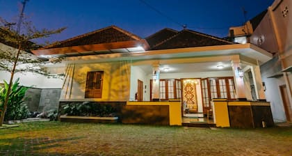 Musafir Guest House Syariah