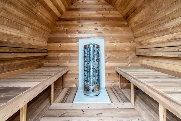 Sauna - Tiny House ‘André’ with lake view from the terrace, sauna, access to the lake (Lichterfeld)