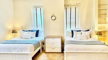 Familie tweepersoonskamer, 1 slaapkamer | Lakens van Egyptisch katoen, luxe beddengoed, een kluis op de kamer