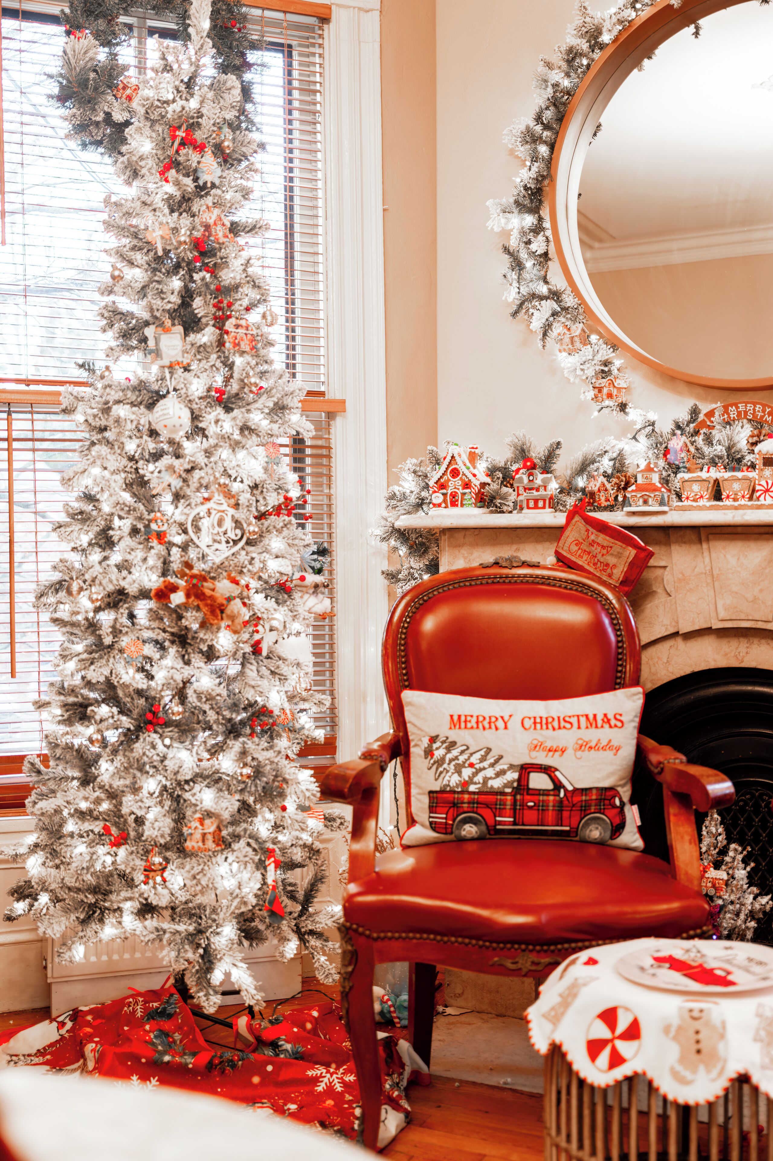 Mikrobølgeovn, kaffetrakter/tekoker, vannkoker og brødrister