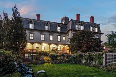 The Underwood-Hale House