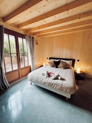 4 Schlafzimmer, Bügeleisen/Bügelbrett, kostenloses WLAN, Bettwäsche