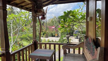 华丽小屋, 阳台, 花园景观 | 露台