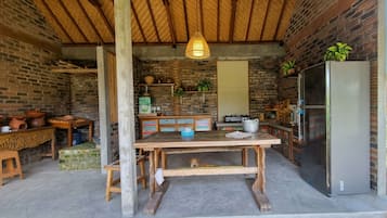 Een waterkoker, een broodrooster