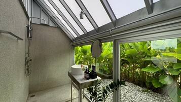 Comfort-Ferienhütte, Nichtraucher, Bergblick | Badezimmer