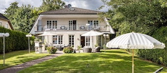 Exclusive Dream Villa with Private Terrace, Wi-Fi, and Air Conditioning