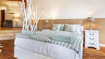 4 Schlafzimmer, Bügeleisen/Bügelbrett, kostenloses WLAN, Bettwäsche