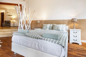 4 dormitorios, tabla de planchar con plancha, wifi gratis y ropa de cama