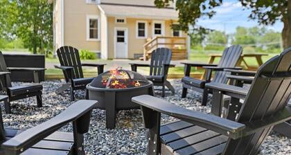 Hudson Restored Farmhouse with Fire Pit
