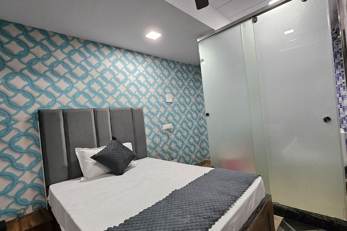 Chambre Double, vue ville
