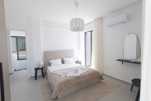 4 dormitorios, tabla de planchar con plancha, Internet y ropa de cama