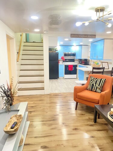 Enchanting 2-bedroom house across ISU in Pocatello