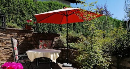 Ferienwohnung 2 fĂŒr 2-5 Personen im OG, 70 qm, 2 Schlafzimmer, 1 WohnkĂŒche mit SĂŒdbalkon