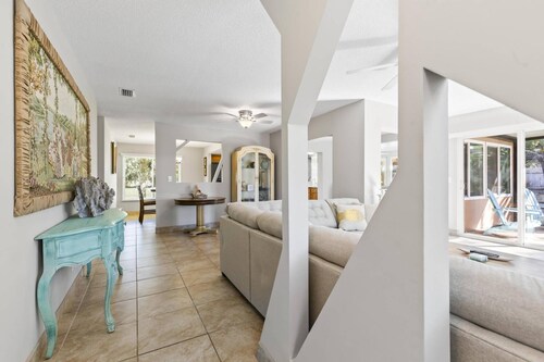 Coral Paradise Golf Course Pool Home | Close To The Beach | Palm Coast | Dog Friendly