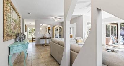 Coral Paradise Golf Course Pool Home | Close To The Beach | Palm Coast | Dog Friendly