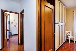 Interior - Una Palma a Camogli by Wonderful Italy (Camogli)