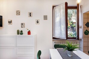 Interior detail - Una Palma a Camogli by Wonderful Italy (Camogli)