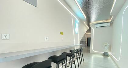 U Capsule Hotel