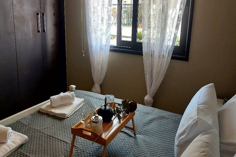Paramount Gardens Resorts C202