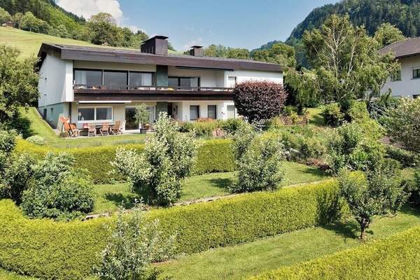 Exterior view with garden of the Panoramavilla Bludenz.