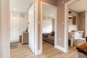 Interior - Buckingham House - Spacious 3-Bedroom (Morecambe)