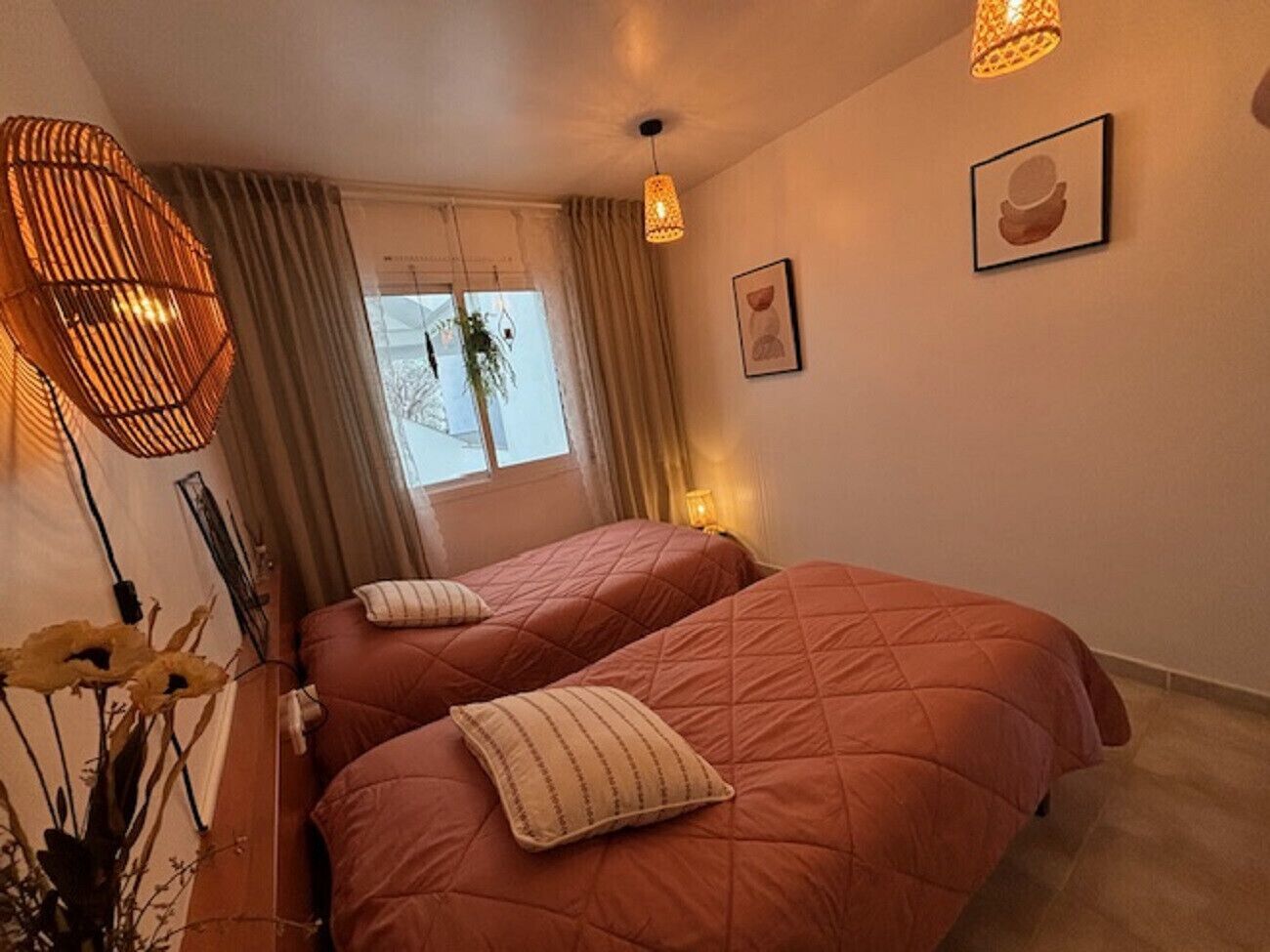 2 dormitorios, wifi gratis, ropa de cama