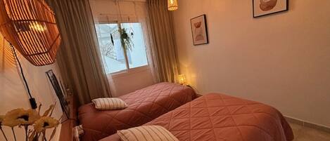 2 dormitorios, wifi gratis, ropa de cama