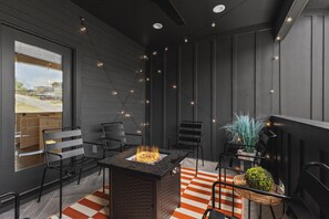 Terrace/patio - Walk to 12 South & Belmont with Garage, FirePit and Patio (Nashville)