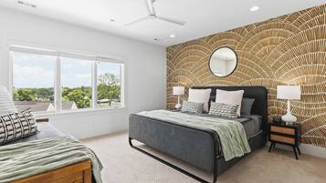 4 dormitoris, planxa i posts de planxar, wifi gratuïta i roba de llit