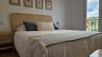 4 habitaciones, tabla de planchar con plancha y wifi gratis