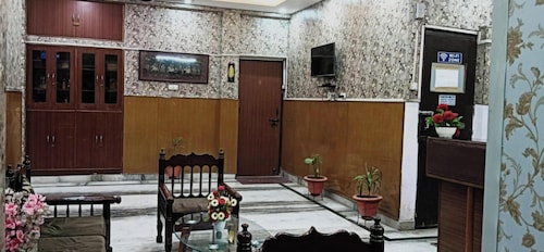 WoodStock Homestay By GRB