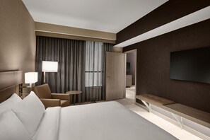 Bureau, rideaux occultants, fer et planche à repasser, Wi-Fi gratuit